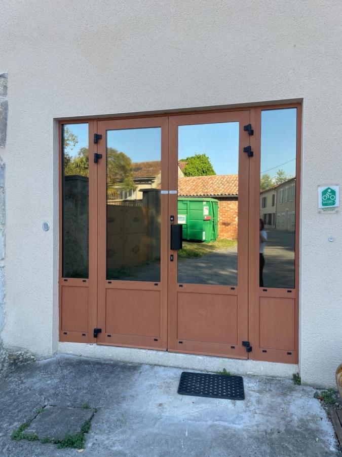 Chez La Fille De L Eclusier Apartment Castelnaudary Exterior foto