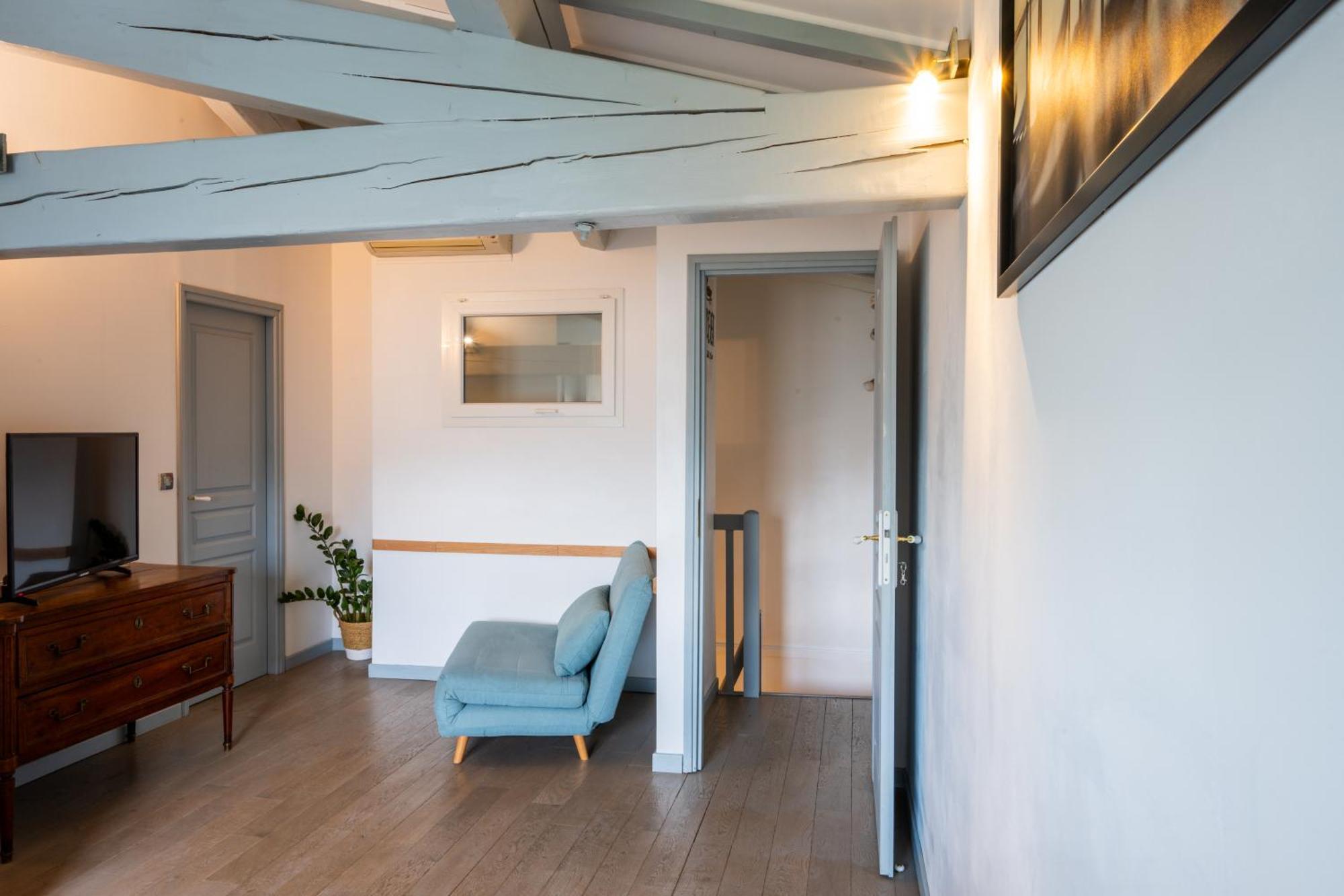 Chez La Fille De L Eclusier Apartment Castelnaudary Exterior foto
